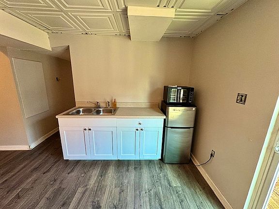 2nd image of 7105 Foxbernie Dr