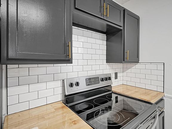 5th image of 1121 N 29th St #1129