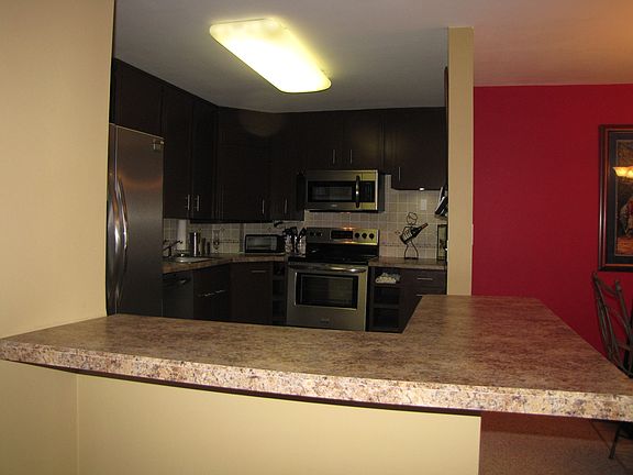 3rd image of 18975 Van Aken Blvd APT 405