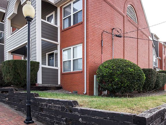 2nd image of 123 Lea Ave