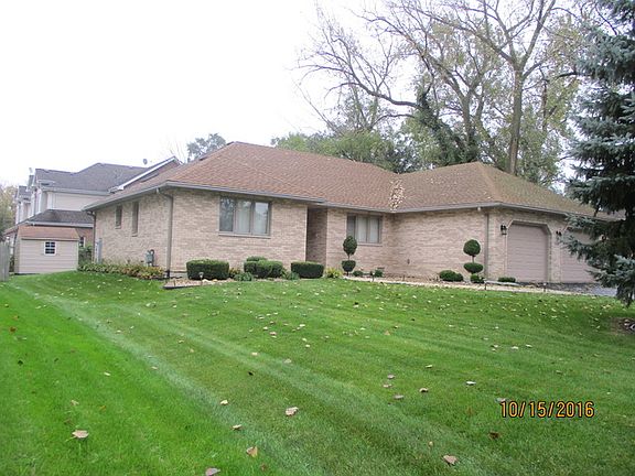3rd image of 10109 S 80th Ct