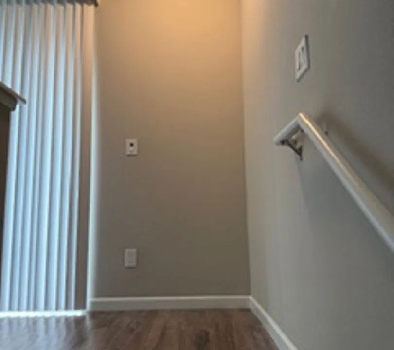 971 E Alhambra Ave