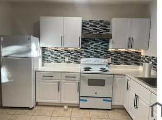 10601 NW 11th Ave, Miami, FL 33150