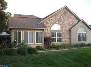 2108 Taylor Ln, Newark, OH 43055