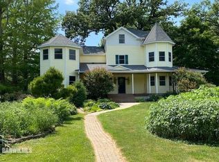 6479 W Pearl City Rd, Freeport, IL 61032