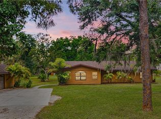 15640 Shamrock Dr, Fort Myers, FL 33912