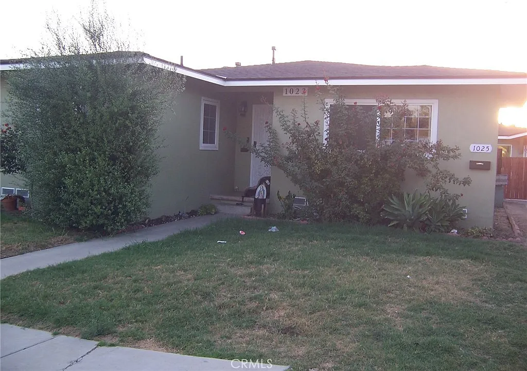 3 bed, 1098 sqft, $2,975 — Photo 1