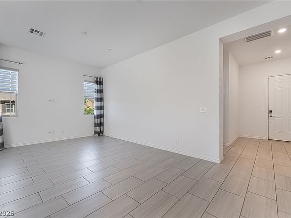 4th image of 763 Willow Oasis St