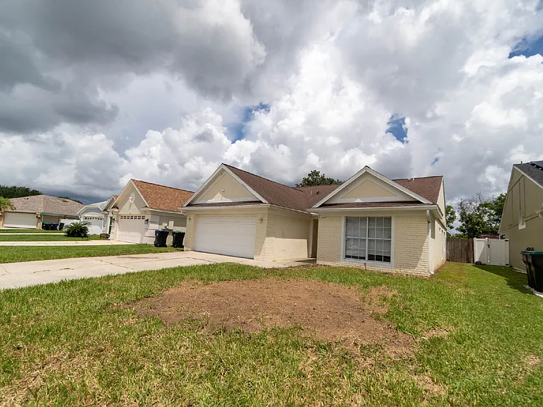 8345 Fort Thomas Way — Photo 3