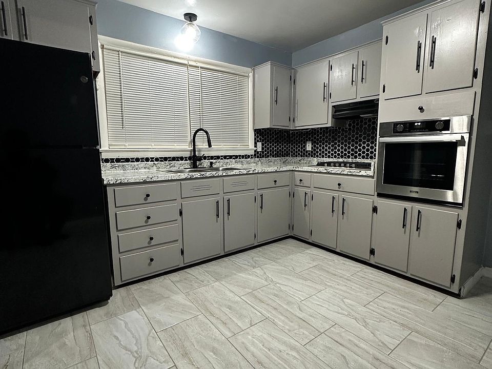 1st image of 710 Fairland Ave