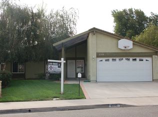 2390 E Torrance St, Simi Valley, CA 93065