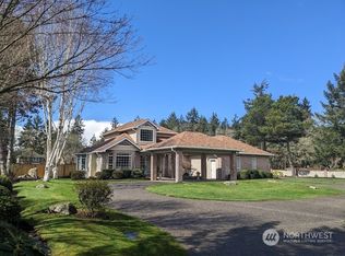 6404 84th Avenue Ct W, University Place, WA
