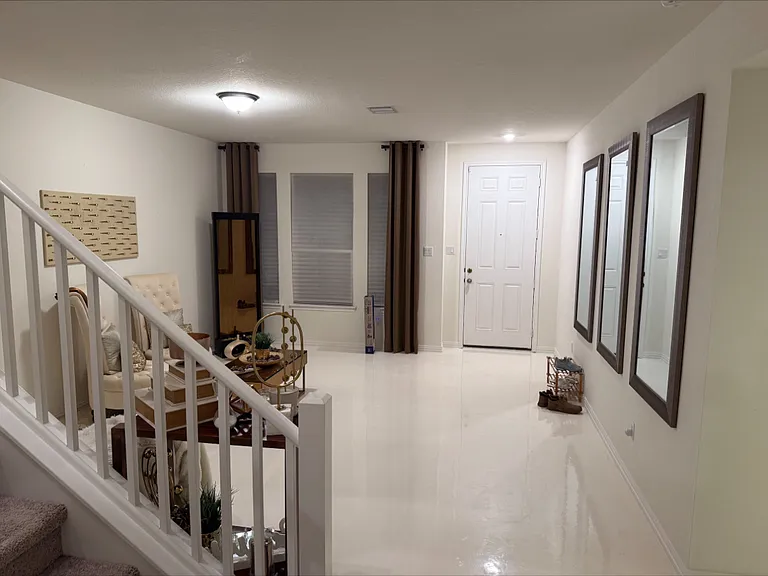 4520 Avellino Dr — Photo 7