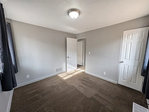 1310 N Moline St — Photo 14