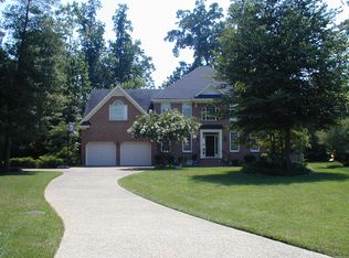 85 Holly Grv, Williamsburg, VA 23185