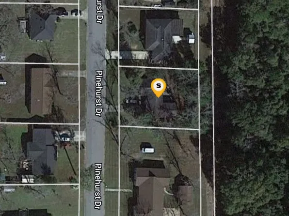 1306 Pinehurst Ln, Albany, GA 31707