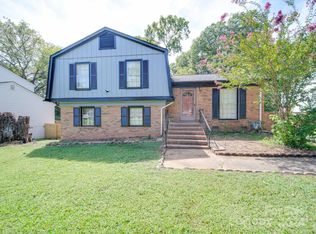 9430 Stately Oak Ln, Mint Hill, NC