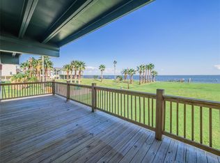 1018 1/2 Todville Rd, Seabrook, TX 77586