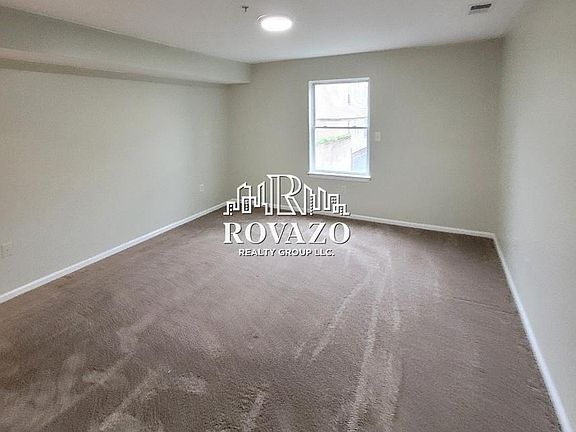5th image of 63 Voorhees St Floor 1