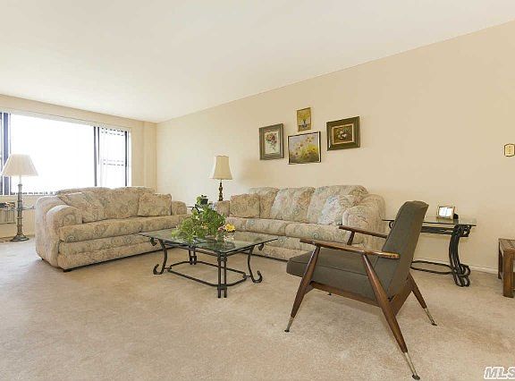 5th image of 333 E Broadway APT 2A