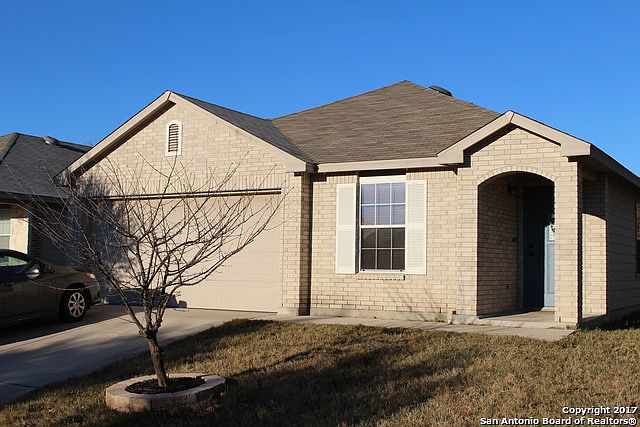 1st image of 8131 Ashwood Pointe