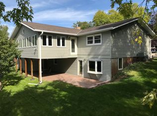 1101 Bridgeview Ave, Pierre, SD 57501