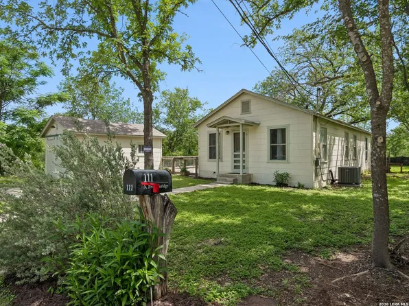111 Brackenridge, Boerne, TX 78006