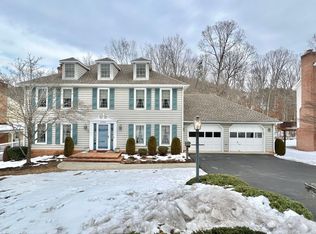 4306 Kings Chase Dr, Roanoke, VA 24018