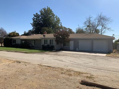 1089 S West Street, Tulare, CA, 93274