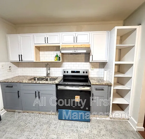 1110 Cato St NW — Photo 7