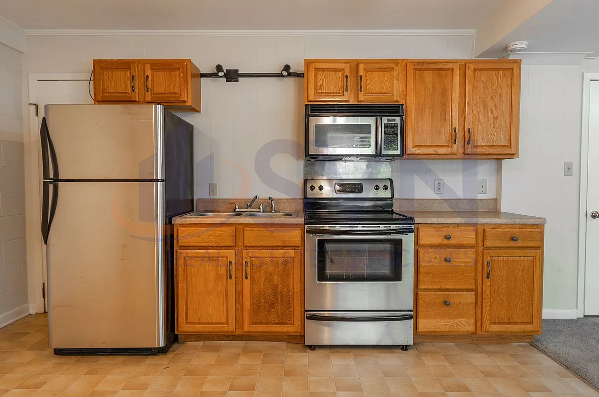 Building Photo - 406 N Estes Dr
