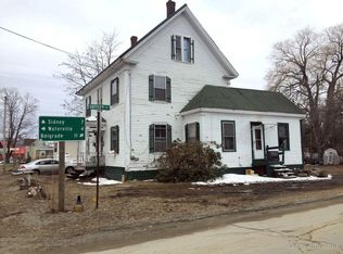 12 Fairfield St, Oakland, ME 04963