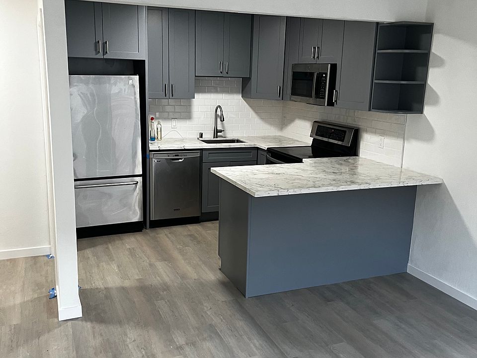 1st image of 1301 14th Ave #7