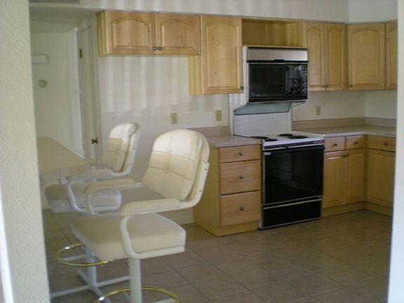 3rd image of 143 N 62nd St
