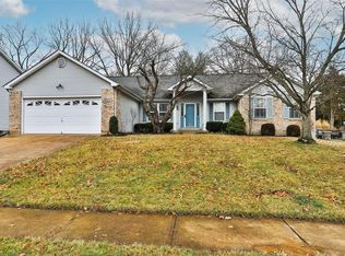 1216 Montevale Ct, Fenton, MO 63026