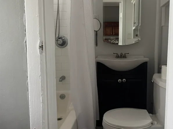 134 43rd Street image 16 of 19