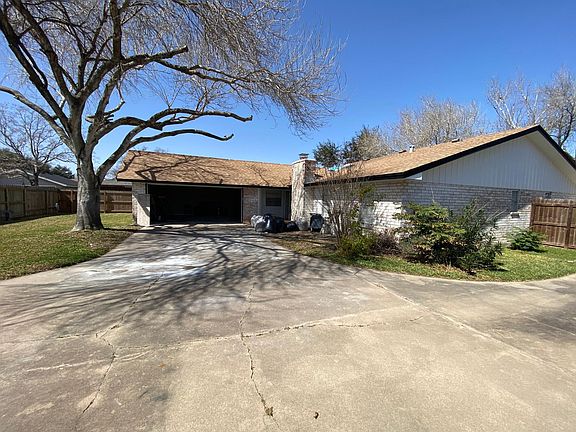 2nd image of 5233 Wentworth Dr