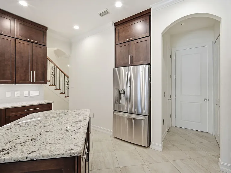 1465 Hillside Landing Dr — Photo 9