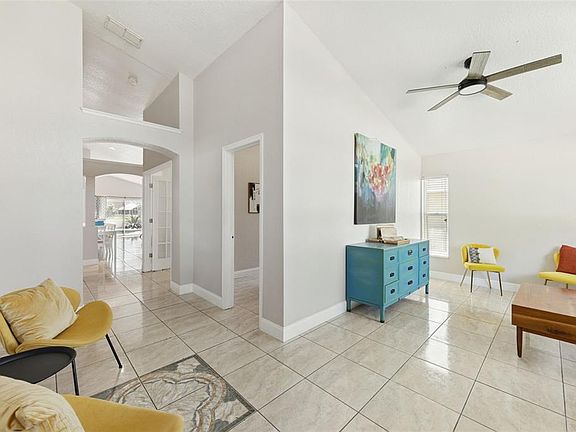 3rd image of 7829 Elmstone Cir