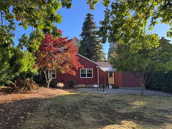 3rd image of 524 NE 94th St