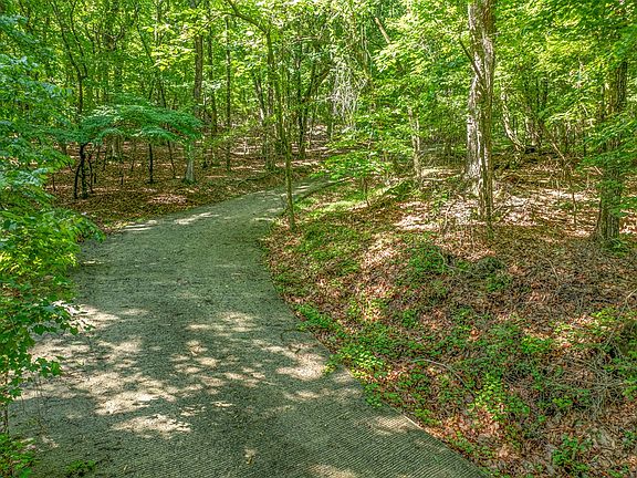 4th image of Emory Stephens Rd