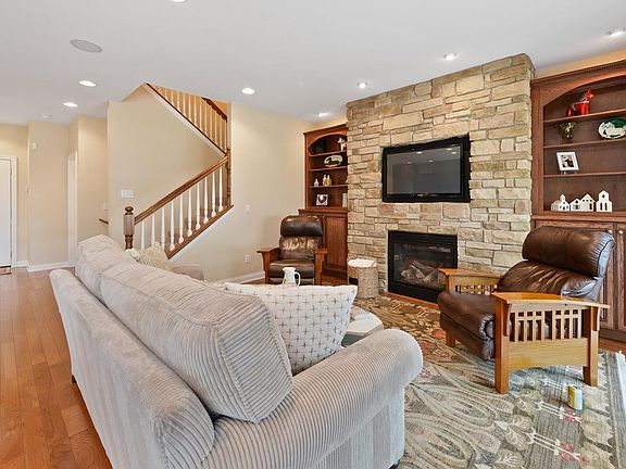 3rd image of 54667 Irish Crossings Ln