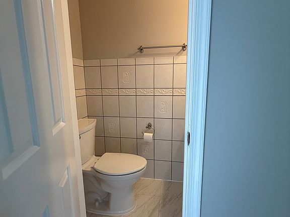 5th image of 13672 Wildflower Ln