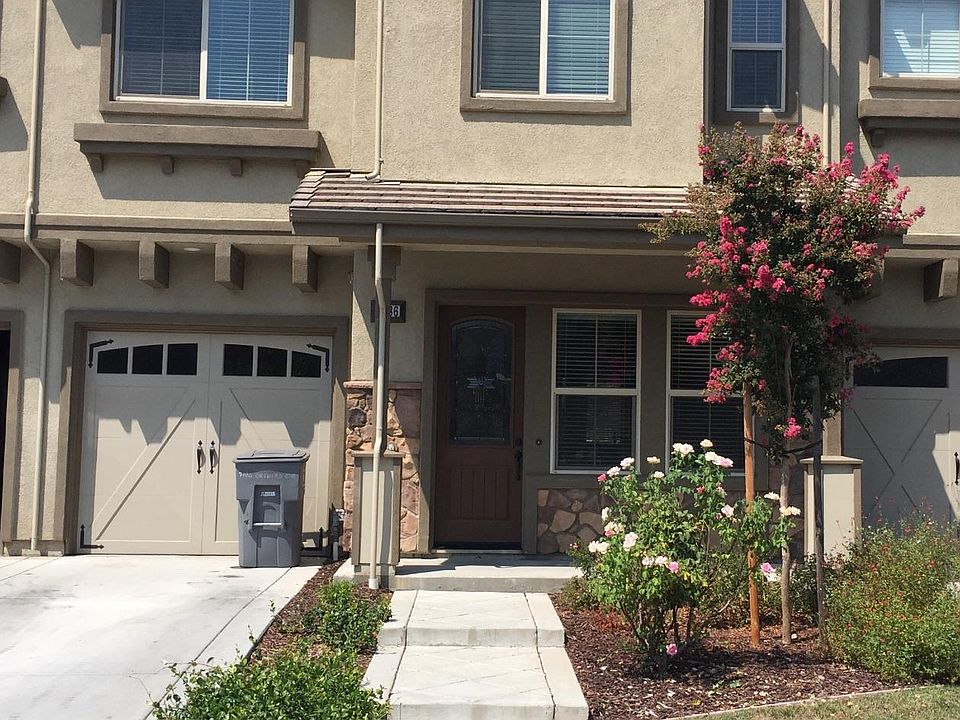 2nd image of 7186 Orchard Cir