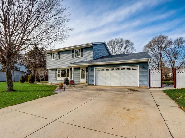 400 Foxmead DRIVE, Waterford, WI 53185