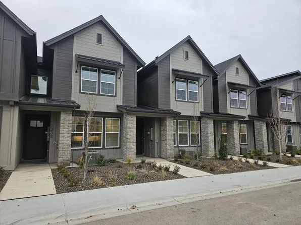 1366 N Meadowglen Ave, Meridian, ID 83642