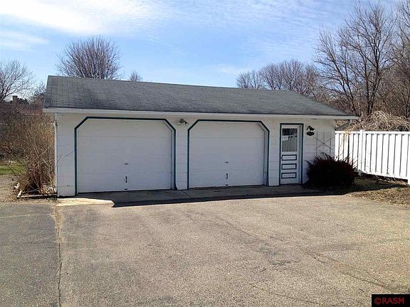 2nd image of 814 N Washington Ave
