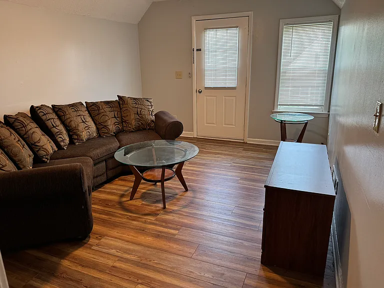 342 N Center St #1/2 — Photo 4