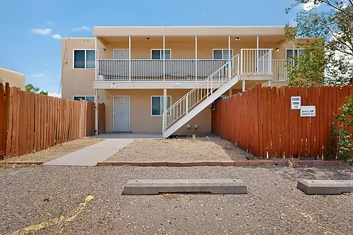 225 Hanosh Ct SE #3 Photo 1 225 Hanosh Ct SE #3 Photo 1