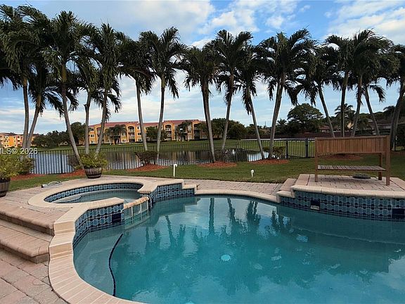 3rd image of 21161 SW 88th Ct
